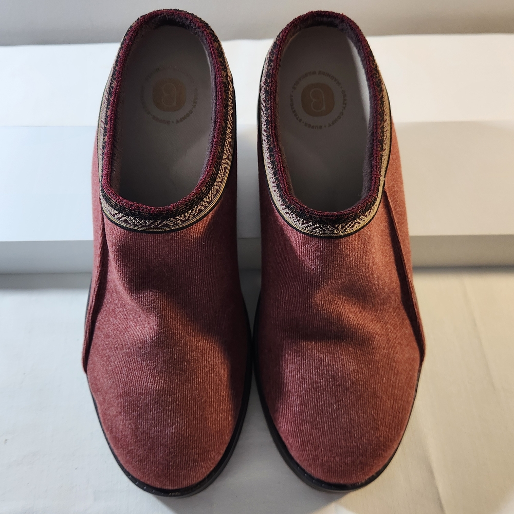 Bzees Maroon Knit Slip-On Comfort Shoes Size 8 Casual Lightweight - Picture 2 of 8